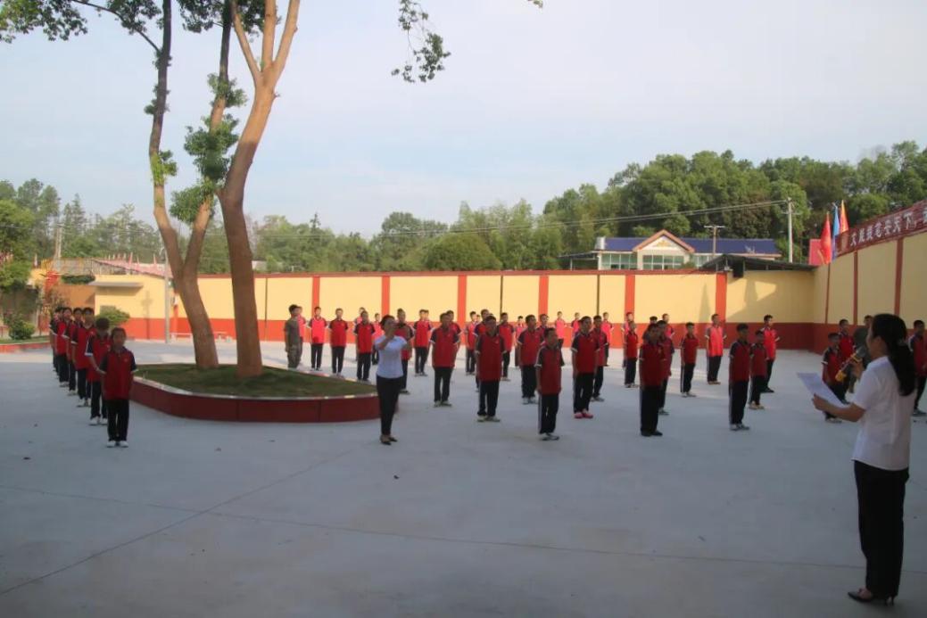 1758009471131479.jpeg image4.jpeg